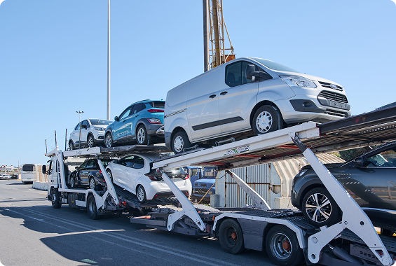 Vehicle transporter carrying multiple cars